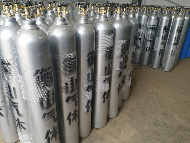 二氧化碳干冰清洗技術在各個行業的應用